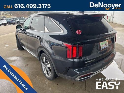 2023 Kia Sorento Hybrid EX