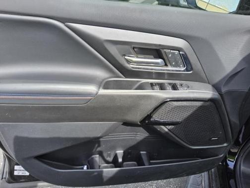2024 Chevrolet Silverado EV First-Edition RST 4WD
