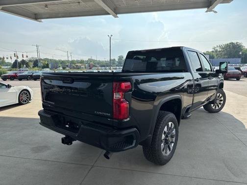 2025 Chevrolet Silverado 2500 Custom