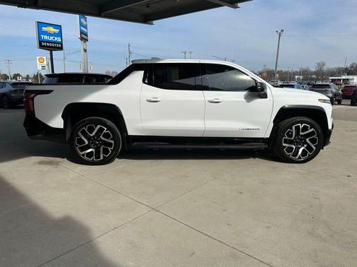 2024 Chevrolet Silverado EV First-Edition RST 4WD