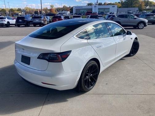 2019 Tesla Model 3 Mid Range