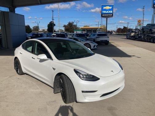 2019 Tesla Model 3 Mid Range
