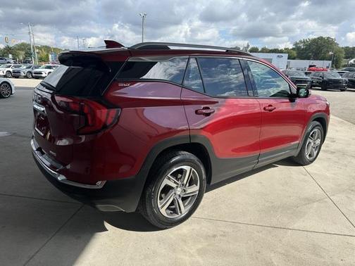 2021 GMC Terrain SLT