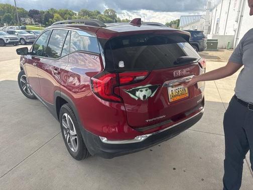 2021 GMC Terrain SLT