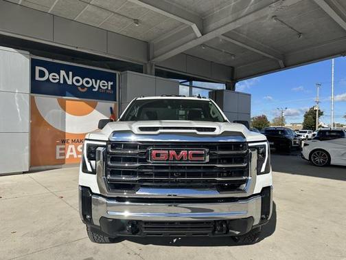 2025 GMC Sierra 3500 SLE