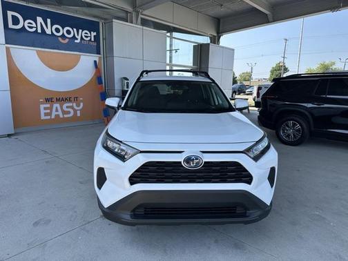 2020 Toyota RAV4 Hybrid LE