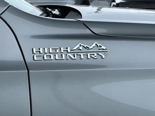 2025 Chevrolet Tahoe 4WD High Country