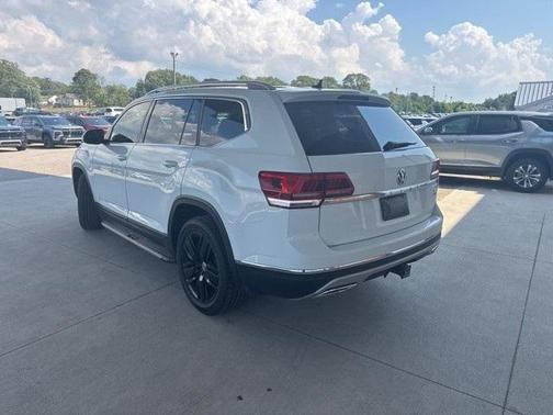 2018 Volkswagen Atlas 3.6L SEL Premium