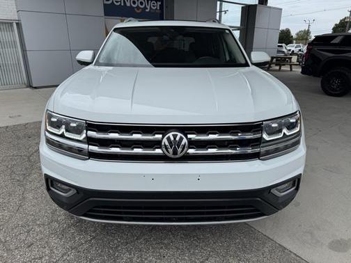 2018 Volkswagen Atlas 3.6L SEL Premium