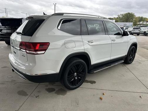 2018 Volkswagen Atlas 3.6L SEL Premium