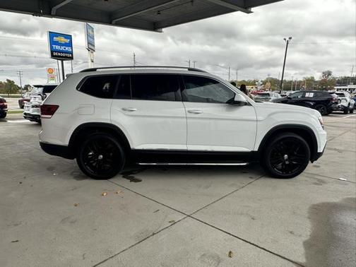 2018 Volkswagen Atlas 3.6L SEL Premium