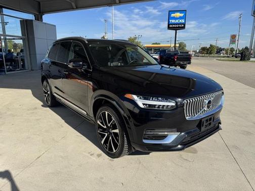 2021 Volvo XC90 Recharge Plug-In Hybrid T8 Inscription Expression 7 Passenger