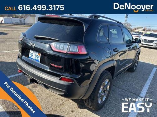 2019 Jeep Cherokee Trailhawk