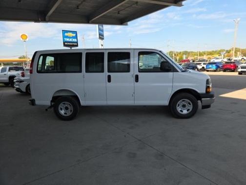 2025 Chevrolet Express 2500 RWD 2500 Regular Wheelbase WT