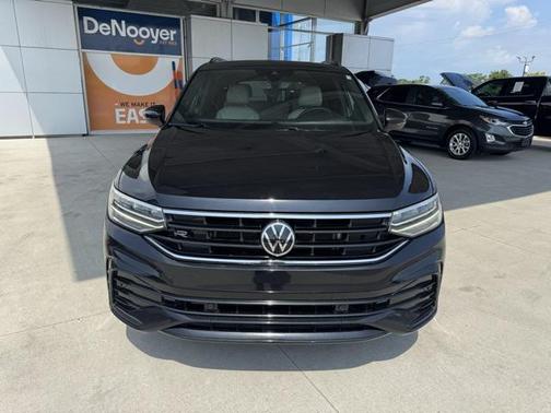 2022 Volkswagen Tiguan 2.0T SE R-Line Black 4MOTION