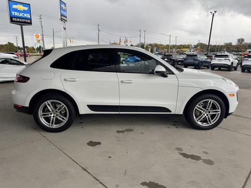 2018 Porsche Macan S