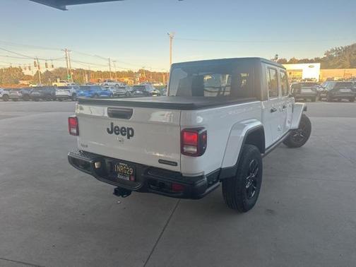 2023 Jeep Gladiator Freedom 4x4