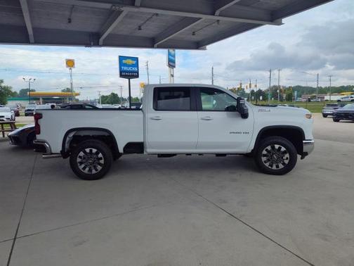 2025 Chevrolet Silverado 2500 LT
