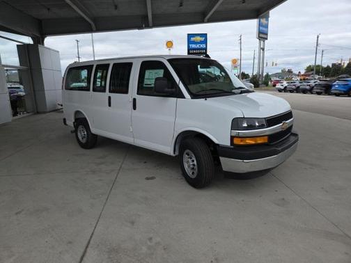 2025 Chevrolet Express 2500 RWD 2500 Regular Wheelbase WT