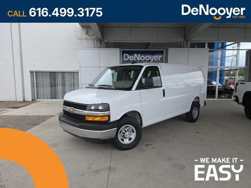 2025 Chevrolet Express 2500 RWD 2500 Regular Wheelbase WT