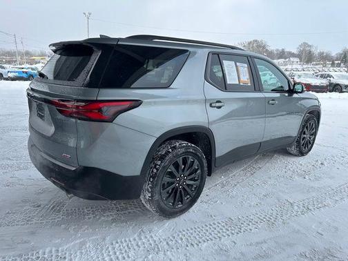 2023 Chevrolet Traverse RS