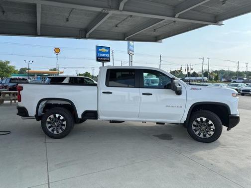 2025 Chevrolet Silverado 2500 Custom