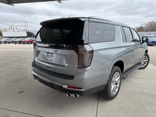 2025 Chevrolet Suburban Premier