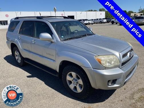Photo 1 of 10 of 2006 Toyota 4Runner Limited