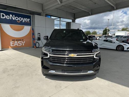 2024 Chevrolet Suburban LT