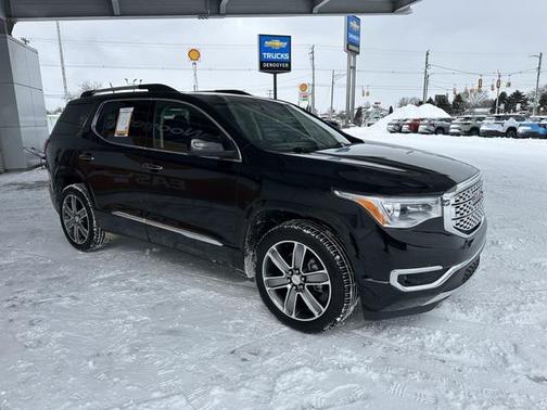 2017 GMC Acadia Denali