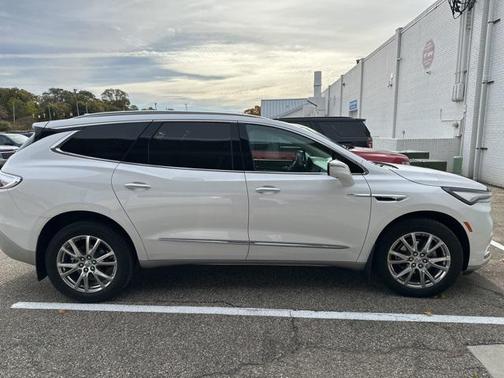 2024 Buick Enclave Premium AWD