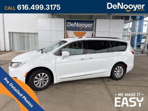 2018 Chrysler Pacifica Touring-L