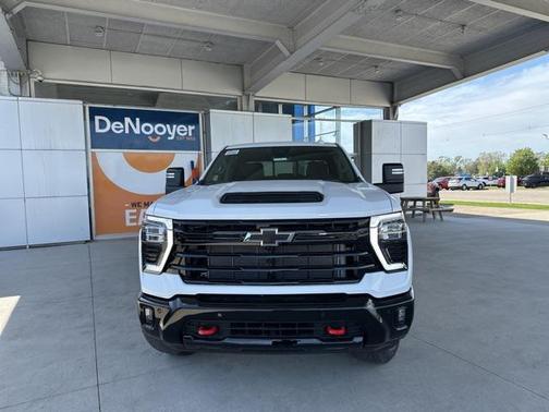 2025 Chevrolet Silverado 2500 LTZ