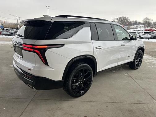 2025 Chevrolet Traverse RS