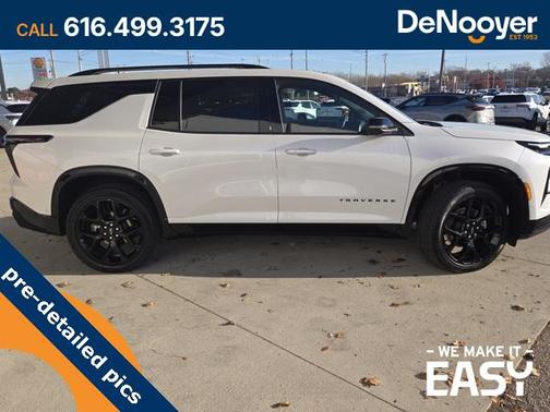 2025 Chevrolet Traverse RS