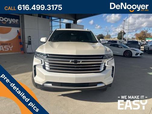 2022 Chevrolet Suburban 4WD High Country