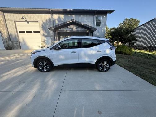 2022 Chevrolet Bolt EUV FWD LT