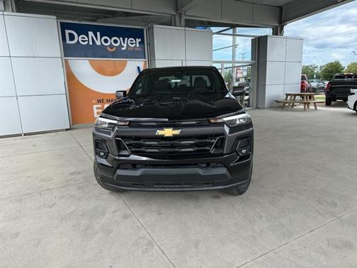2025 Chevrolet Colorado LT