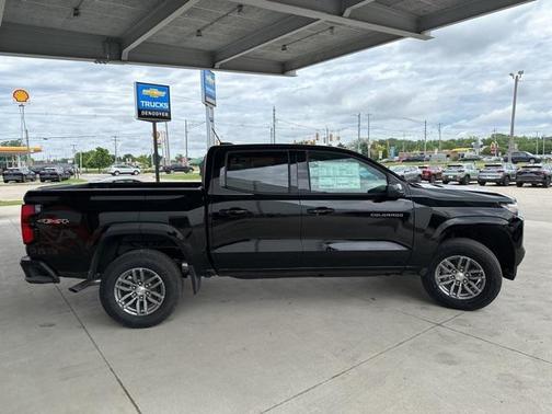 2025 Chevrolet Colorado LT