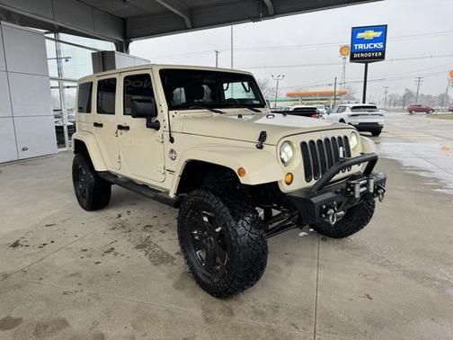 2011 Jeep Wrangler Unlimited Sahara