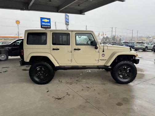 2011 Jeep Wrangler Unlimited Sahara