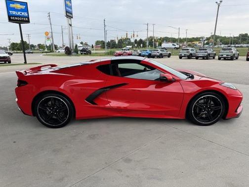 2020 Chevrolet Corvette Stingray w/2LT