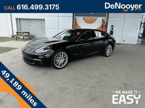 2017 Porsche Panamera 4S