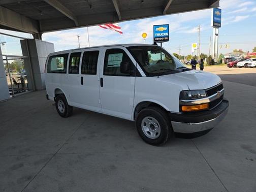 2025 Chevrolet Express 2500 RWD 2500 Regular Wheelbase WT