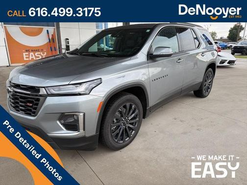 2023 Chevrolet Traverse RS