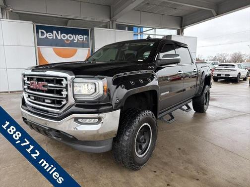 2017 GMC Sierra 1500 SLT