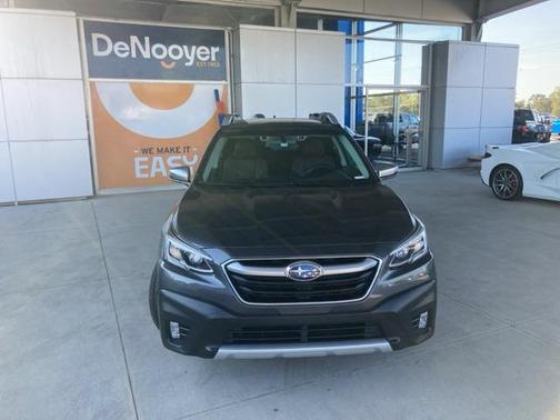 2022 Subaru Outback Touring XT