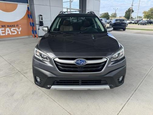 2022 Subaru Outback Touring XT