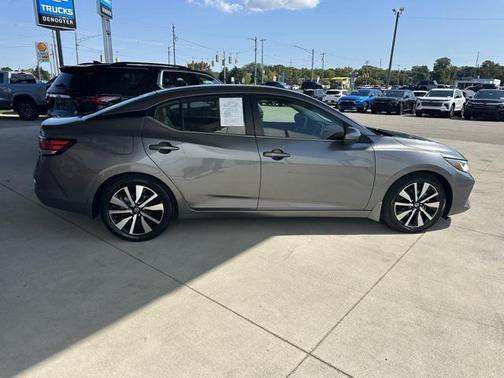 2022 Nissan Sentra SV