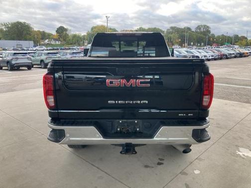 2024 GMC Sierra 2500 SLE